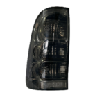 Faro Toyota Hilux Trasero Todo Fume 2005/2011 Alternativo