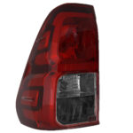 Faro Toyota Hilux Trasero Fume Koito 2016/2021 Alternativo