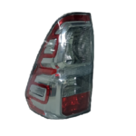 Faro Toyota Hilux Trasero Fume-negro /rojo Koito 2016/2021 Alternativo