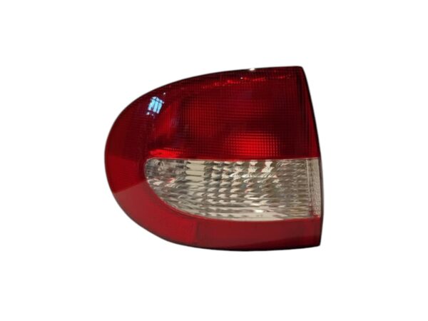 Faro Trasero Renault Megane 4 Ptas Exterior 99/04 Alternativo
