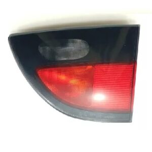 Faro Renault Megane Trasero Interior 4 Puertas  1996 / 1999 Alternativo